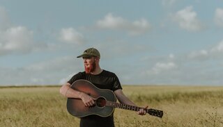 Kelsey Berrington | Di 21. April 2026 | Marta Cafe, Bern